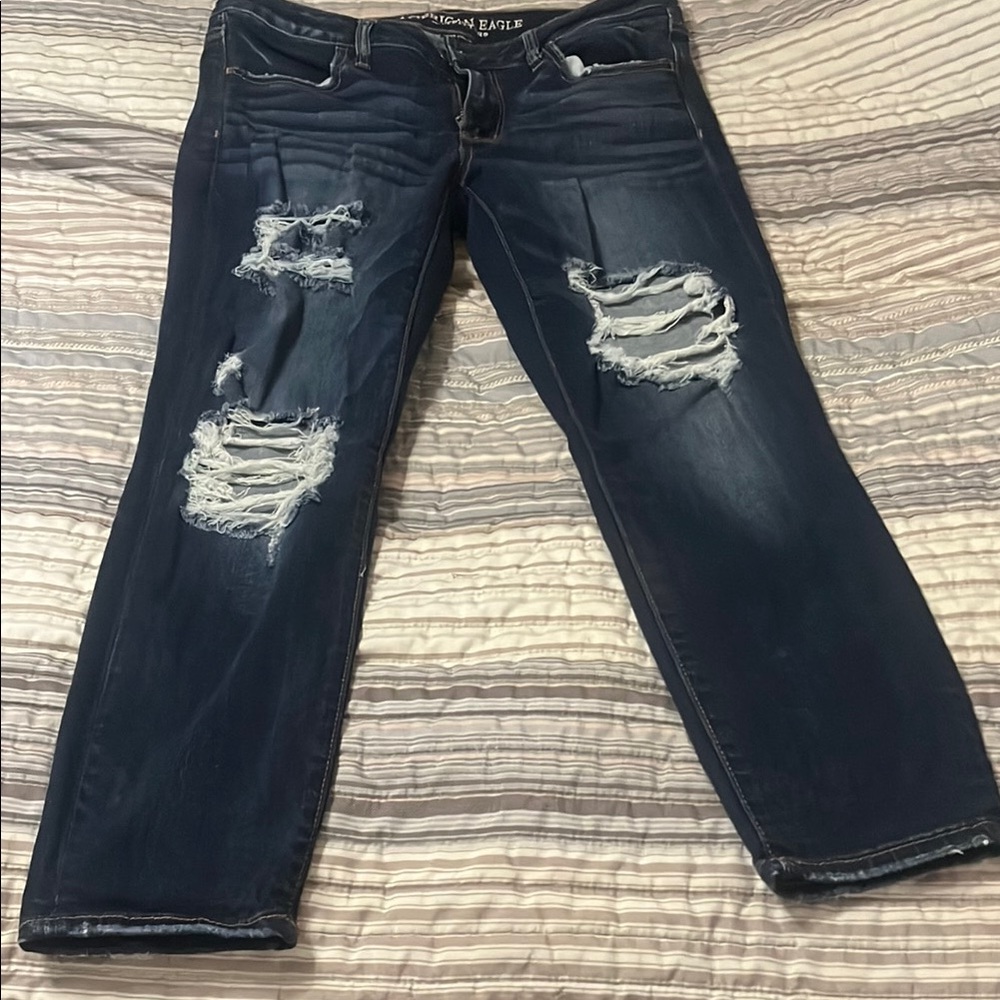 American Eagle Outfitters Women's Distressed Blue Jeans